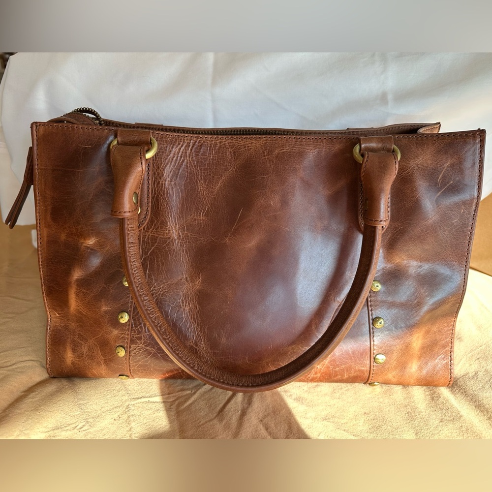 GH Bass Brown Leather Purse
